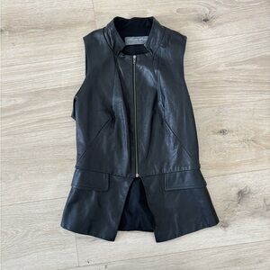 Hunter Dixon by Hunter Bell genuine leather peplum zip front top